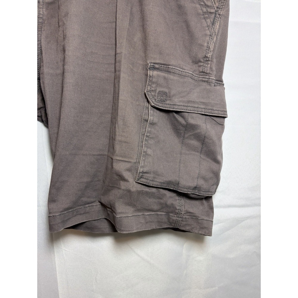 Berne Men's Cargo Shorts Gray Flat Front Pockets Cotton Blend Relaxed Gorpcore - Picture 3 of 16